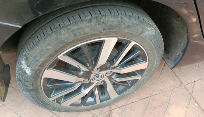 2020 Honda City 1.5L I-VTEC VX CVT, Petrol, Automatic, 24,070 km, tyre