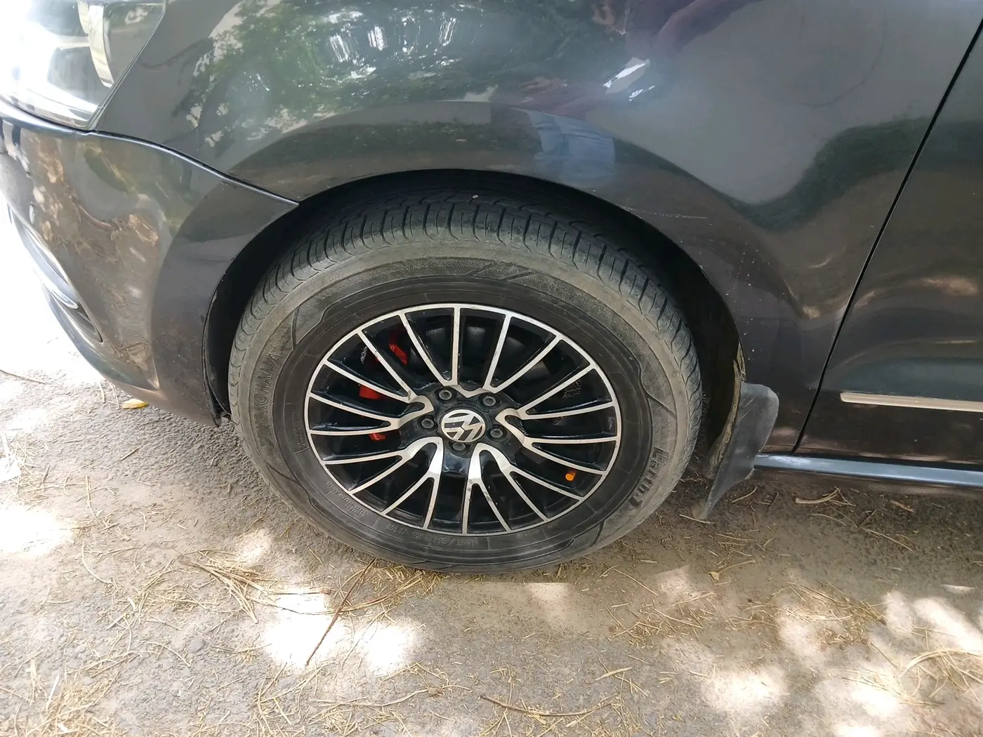 2019 Volkswagen Polo TRENDLINE 1.0L, Petrol, Manual, 59,367 km, tyre