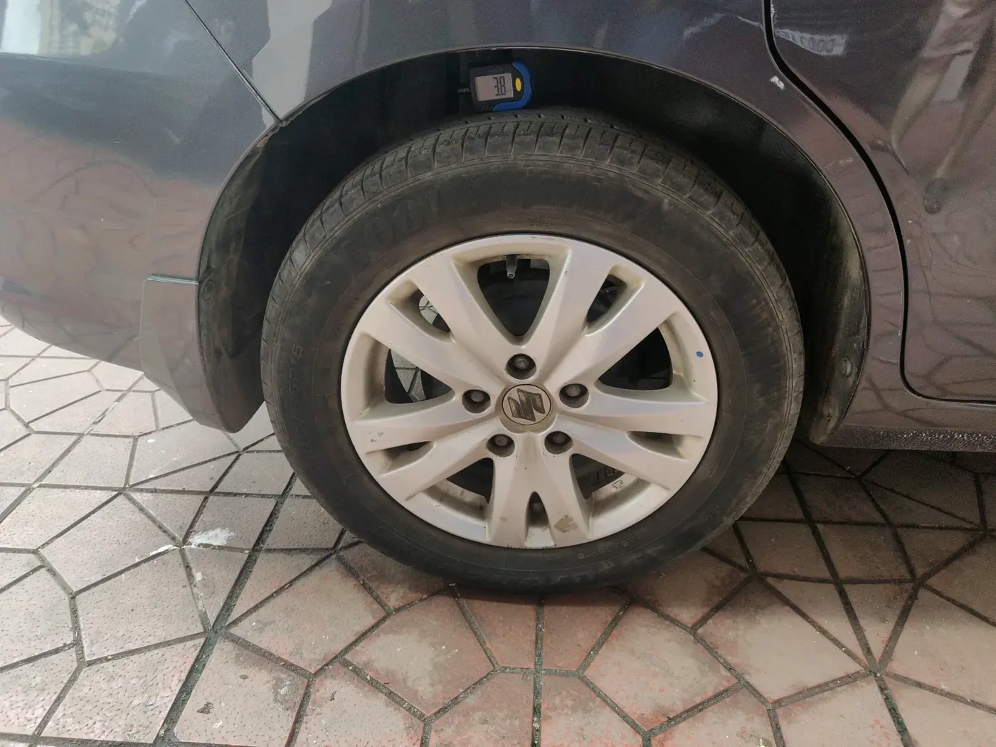 2018 Maruti Ertiga ZDI + SHVS, Diesel, Manual, 84,530 km, tyre