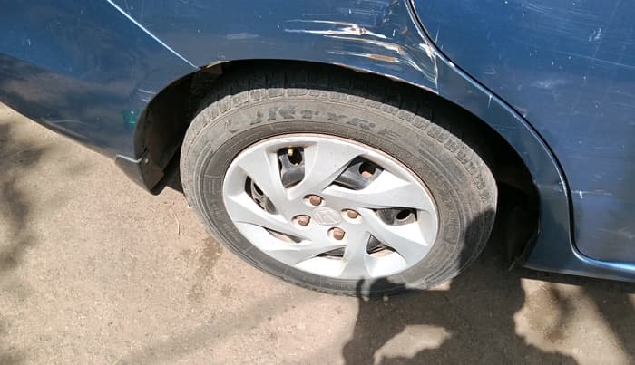 2013 Honda Amaze 1.5L I-DTEC S, Diesel, Manual, 2,75,275 km, tyre