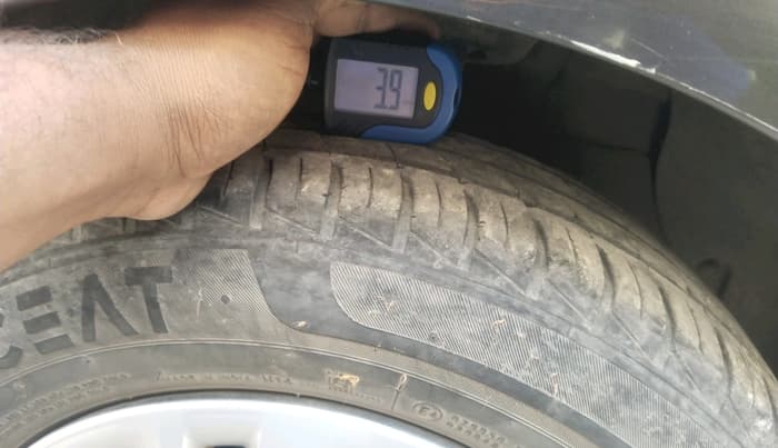 2022 Hyundai AURA S 1.2 CNG, CNG, Manual, 60,930 km, tyre