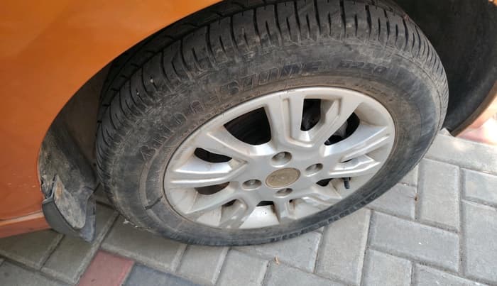 2017 Tata Tiago XZ PETROL, Petrol, Manual, 91,293 km, tyre