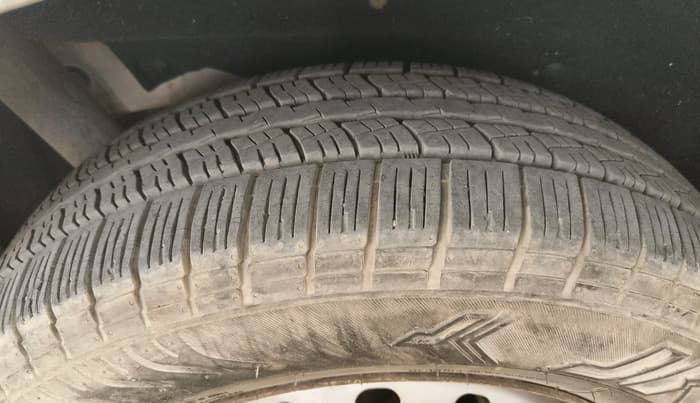 2019 Mahindra MARAZZO M2 8 STR, Diesel, Manual, 2,03,064 km, tyre