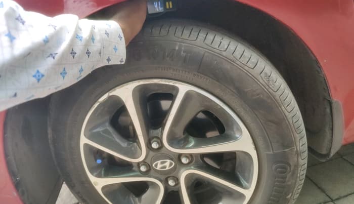 2017 Hyundai Grand i10 SPORTZ (O) AT 1.2 KAPPA VTVT, Petrol, Automatic, 73,532 km, tyre