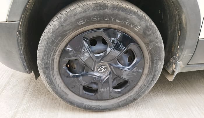 2024 Tata PUNCH ADVENTURE RHYTHM CNG, CNG, Manual, 12,844 km, tyre