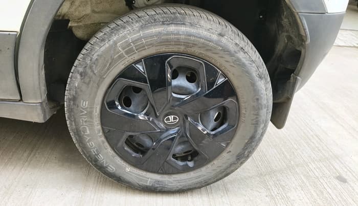 2024 Tata PUNCH ADVENTURE RHYTHM CNG, CNG, Manual, 12,844 km, tyre