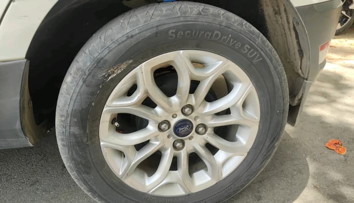 2013 Ford Ecosport TITANIUM 1.5L DIESEL, Diesel, Manual, 93,965 km, tyre