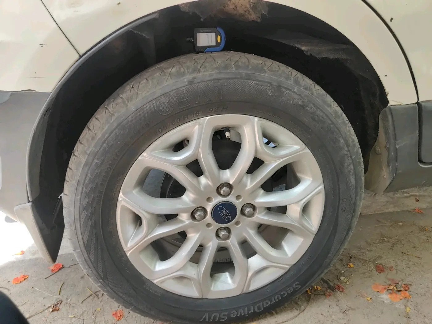 2013 Ford Ecosport TITANIUM 1.5L DIESEL, Diesel, Manual, 93,965 km, tyre