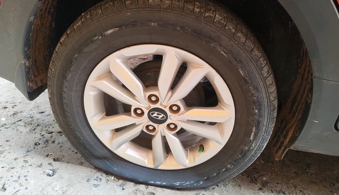 2016 Hyundai Creta SX PLUS 1.6 PETROL, Petrol, Manual, 96,936 km, tyre
