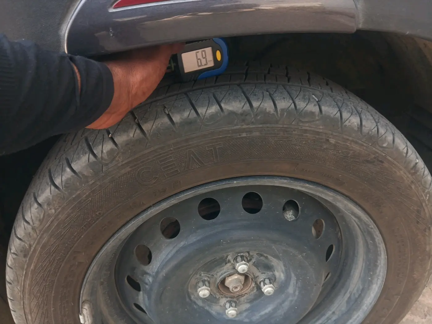 2023 Maruti FRONX DELTA CNG 1.2 MT, CNG, Manual, 1,01,594 km, tyre