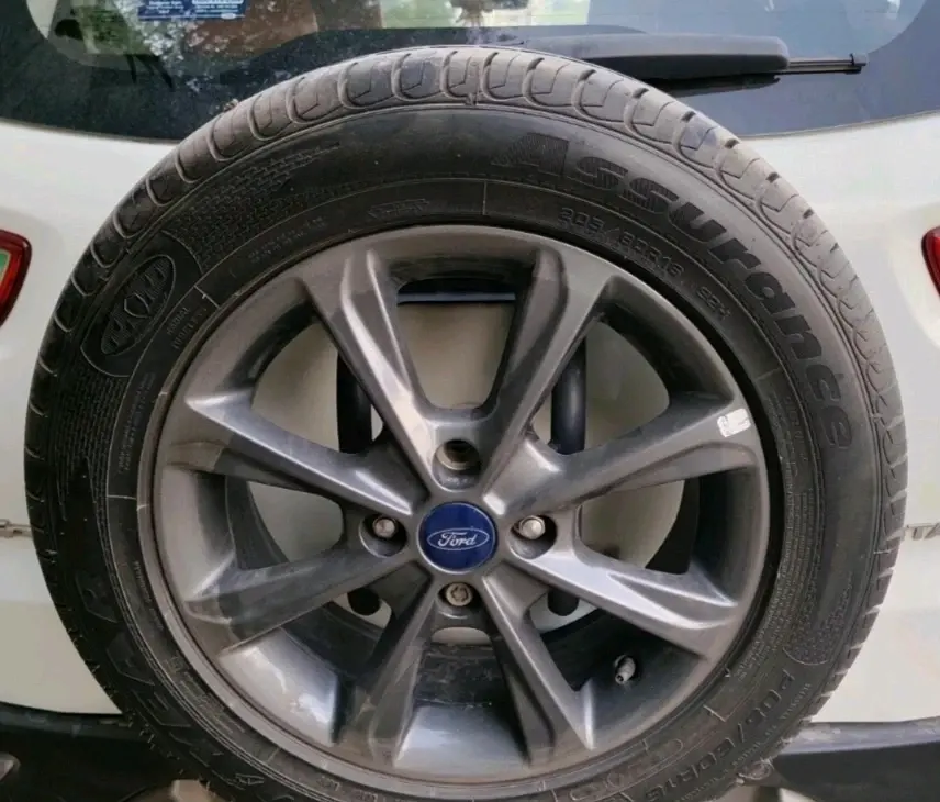 2021 Ford Ecosport TITANIUM 1.5L PETROL, Petrol, Manual, 50,693 km, tyre