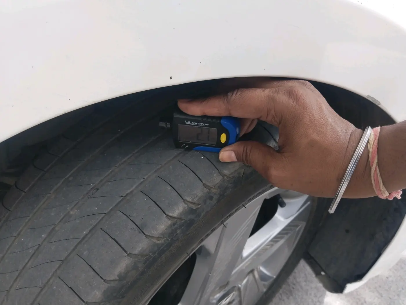2022 Hyundai Verna SX 1.5 CRDI AT, Diesel, Automatic, 1,43,233 km, tyre