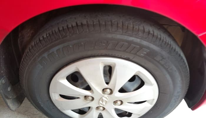 2011 Hyundai i10 MAGNA 1.2, Petrol, Manual, 41,168 km, tyre