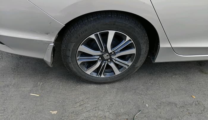 2017 Honda City 1.5L I-VTEC V MT, CNG, Manual, 48,351 km, tyre