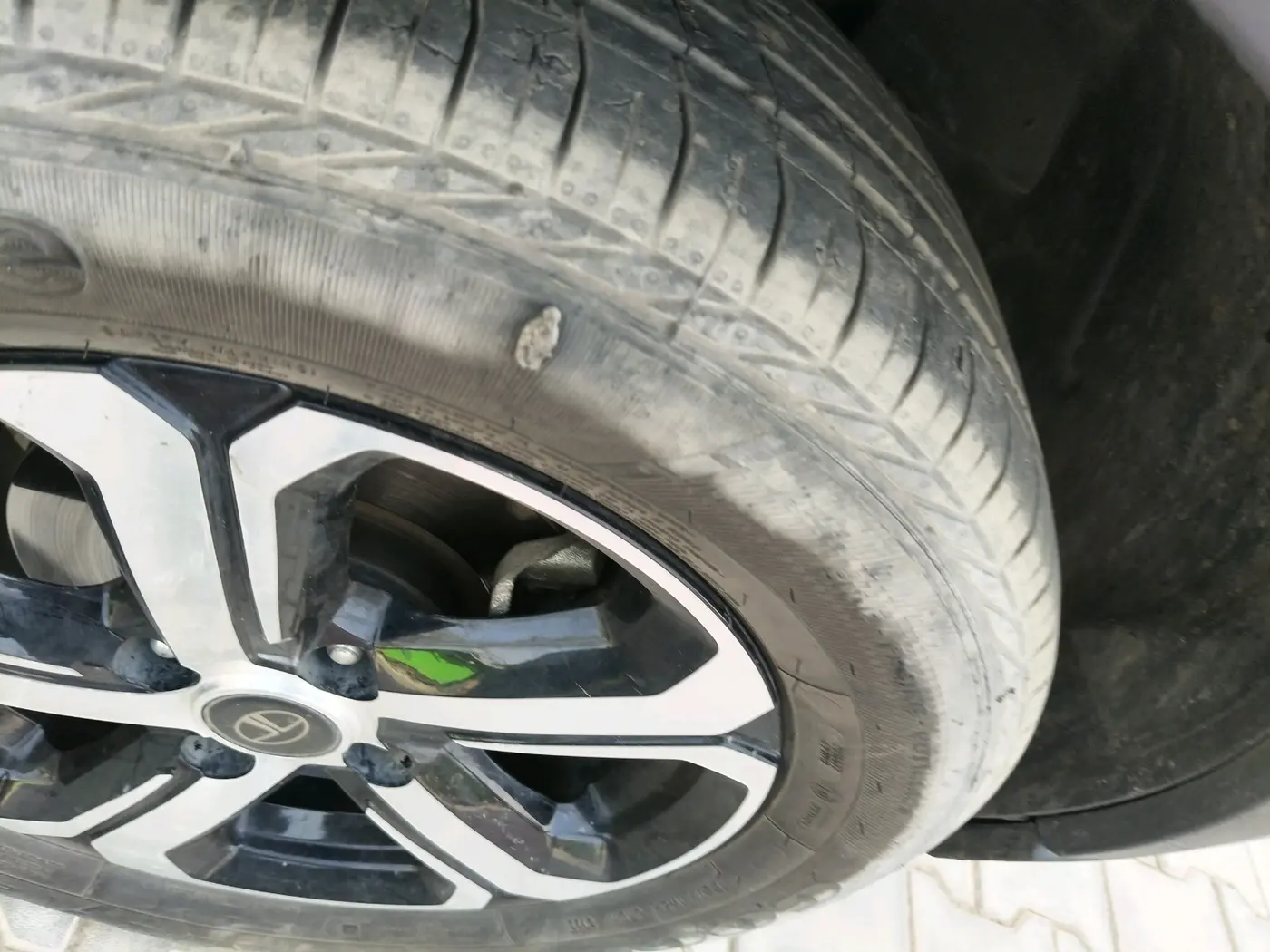 2022 Tata NEXON XZ PLUS PETROL, Petrol, Manual, 47,717 km, tyre