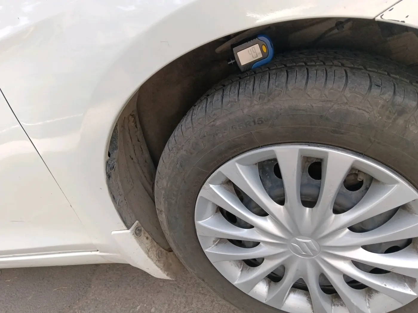 2022 Maruti Ciaz SIGMA 1.5 SHVS MT  PETROL, CNG, Manual, 21,387 km, tyre