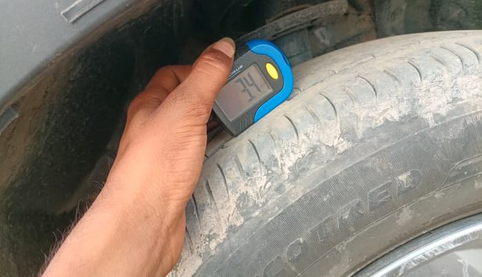 2025 Maruti BREZZA LXI S- CNG, CNG, Manual, 25,083 km, tyre