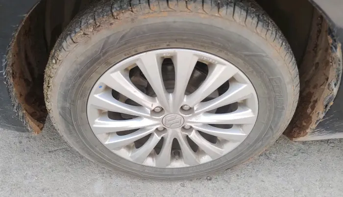 2023 Maruti Ciaz ZETA AT 1.5  SHVS PETROL, Petrol, Automatic, 95,449 km, tyre