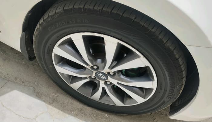 2016 Hyundai Verna 1.6 CRDI SX (O), Diesel, Manual, 98,648 km, tyre