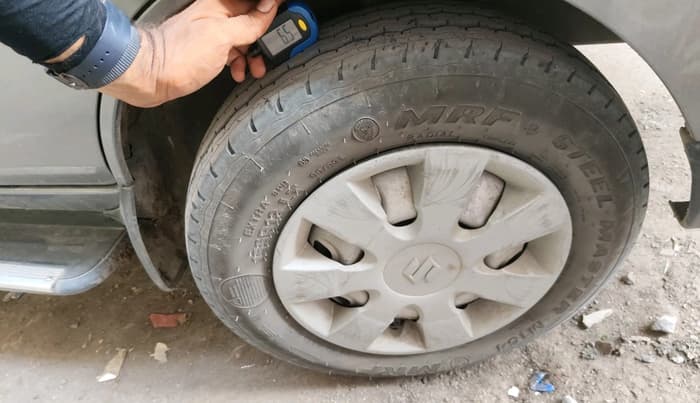 2022 Maruti Eeco 5 STR AC CNG (O), CNG, Manual, 85,442 km, tyre