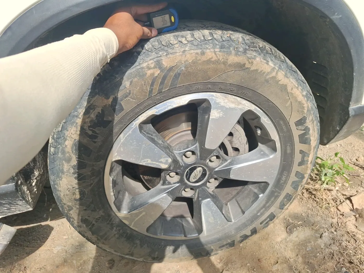 2019 Mahindra ALTURAS G4 4WD AT, Diesel, Automatic, 93,577 km, tyre