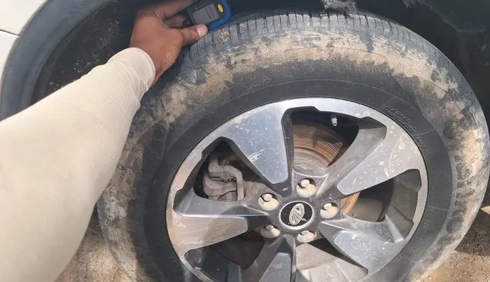 2019 Mahindra ALTURAS G4 4WD AT, Diesel, Automatic, 93,577 km, tyre