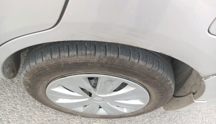 2017 Maruti Ertiga VDI SHVS, Diesel, Manual, 1,07,743 km, tyre