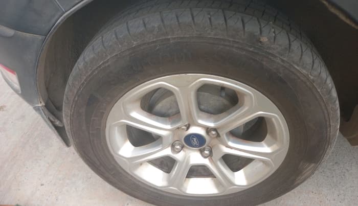 2019 Ford Ecosport TITANIUM + 1.5L PETROL AT, Petrol, Automatic, 62,189 km, tyre