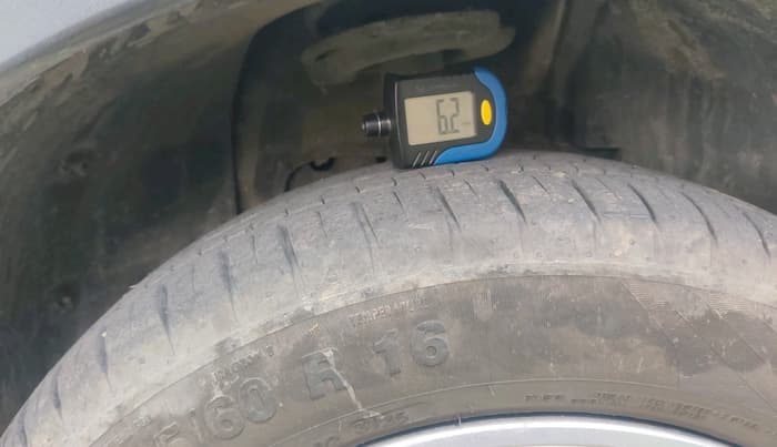 2022 Tata NEXON XM SUNROOF PETROL, CNG, Manual, 59,411 km, tyre