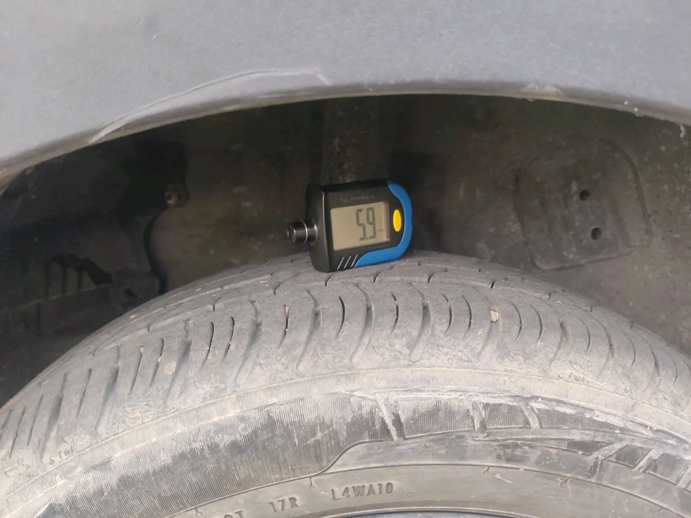 2022 Tata NEXON XM SUNROOF PETROL, CNG, Manual, 59,411 km, tyre
