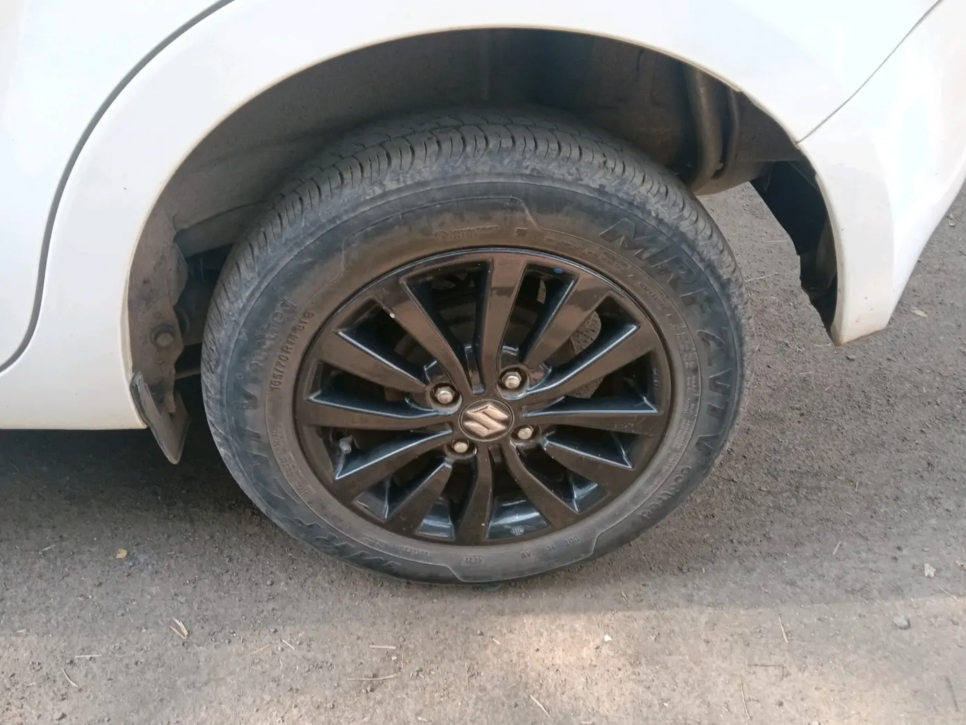 2023 Maruti New Wagon-R ZXI PLUS 1.2 AMT, Petrol, Automatic, 26,098 km, tyre