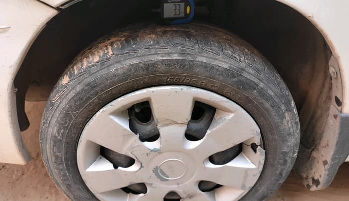 2011 Maruti Zen Estilo VXI, Petrol, Manual, 85,870 km, tyre