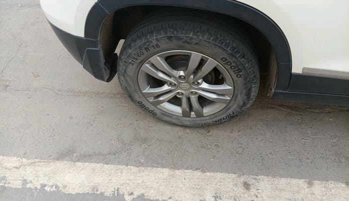 2017 Maruti Vitara Brezza ZDI PLUS, Diesel, Manual, 66,499 km, tyre