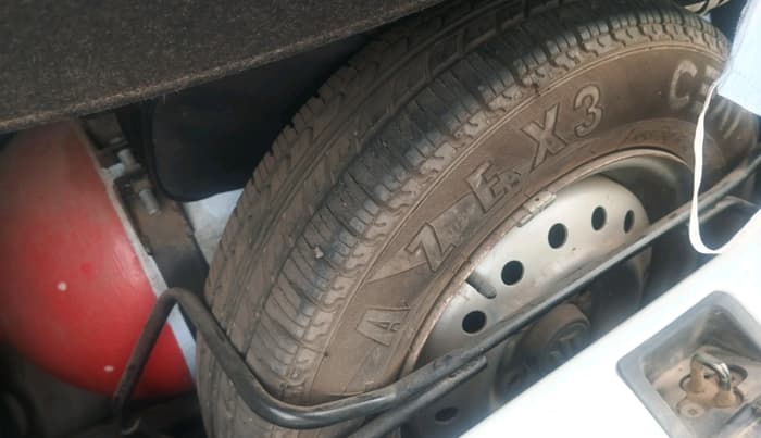 2019 Maruti New Wagon-R LXI CNG 1.0, CNG, Manual, 1,27,629 km, tyre