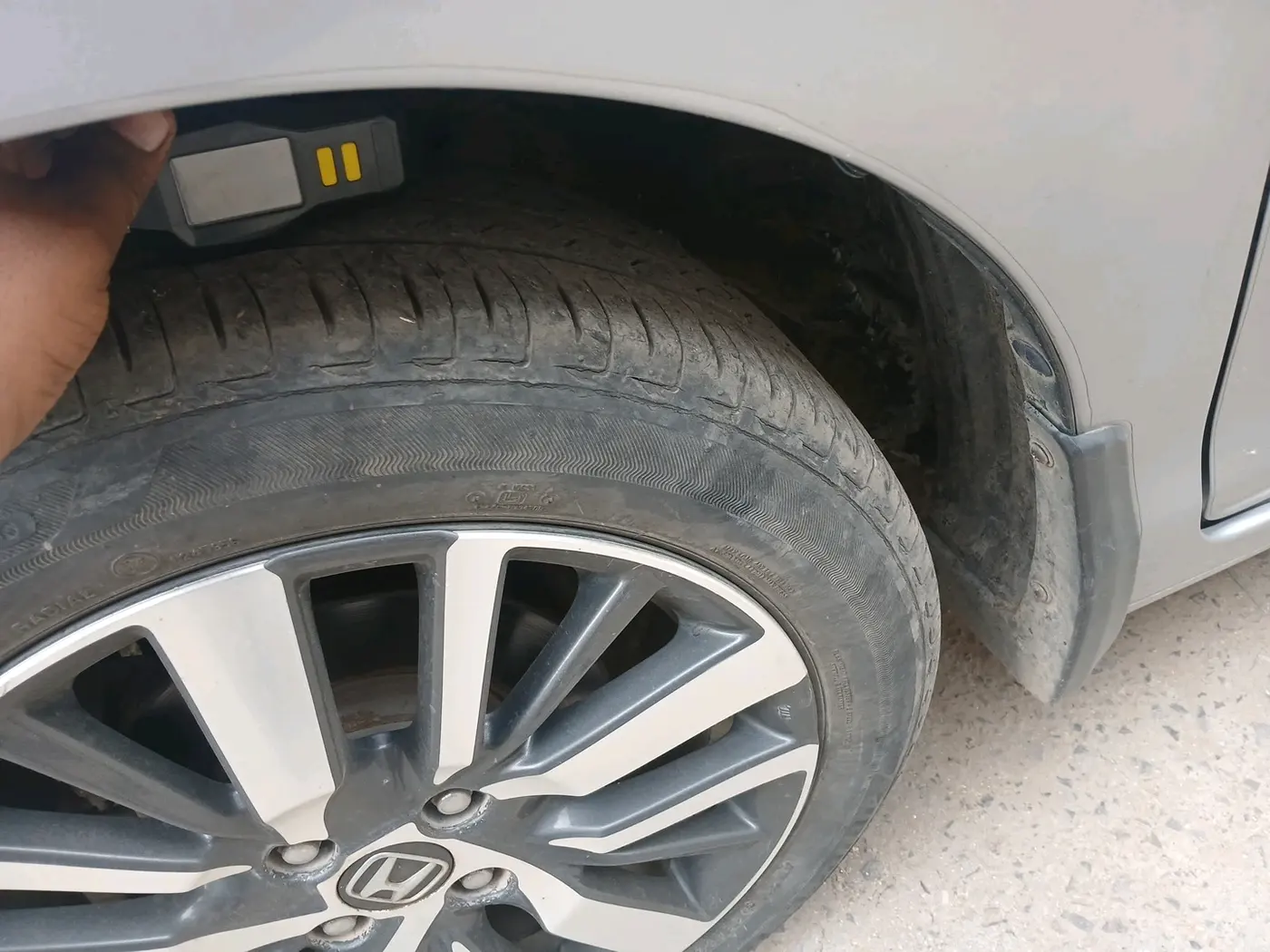 2021 Honda City 1.5L I-VTEC ZX, Petrol, Manual, 29,748 km, tyre
