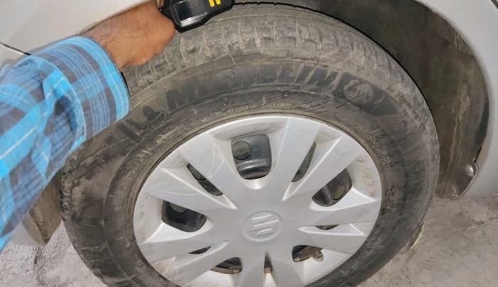 2012 Maruti Swift Dzire VDI, Diesel, Manual, 79,206 km, tyre