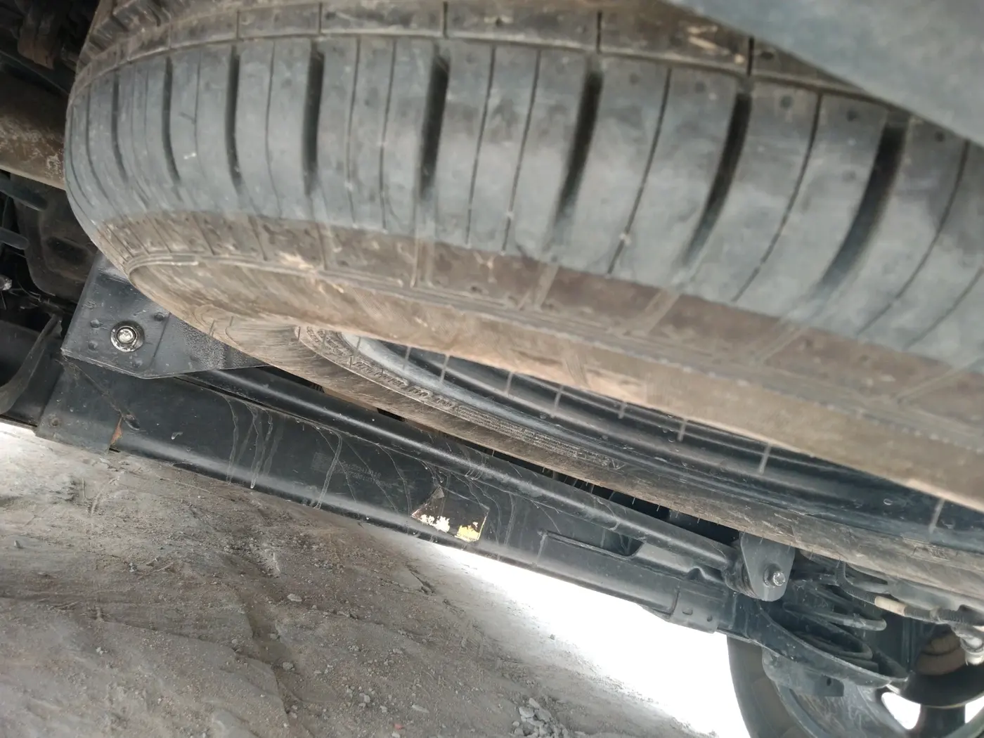 2023 Tata Harrier XZA PLUS 2.0L, Diesel, Automatic, 92,789 km, tyre