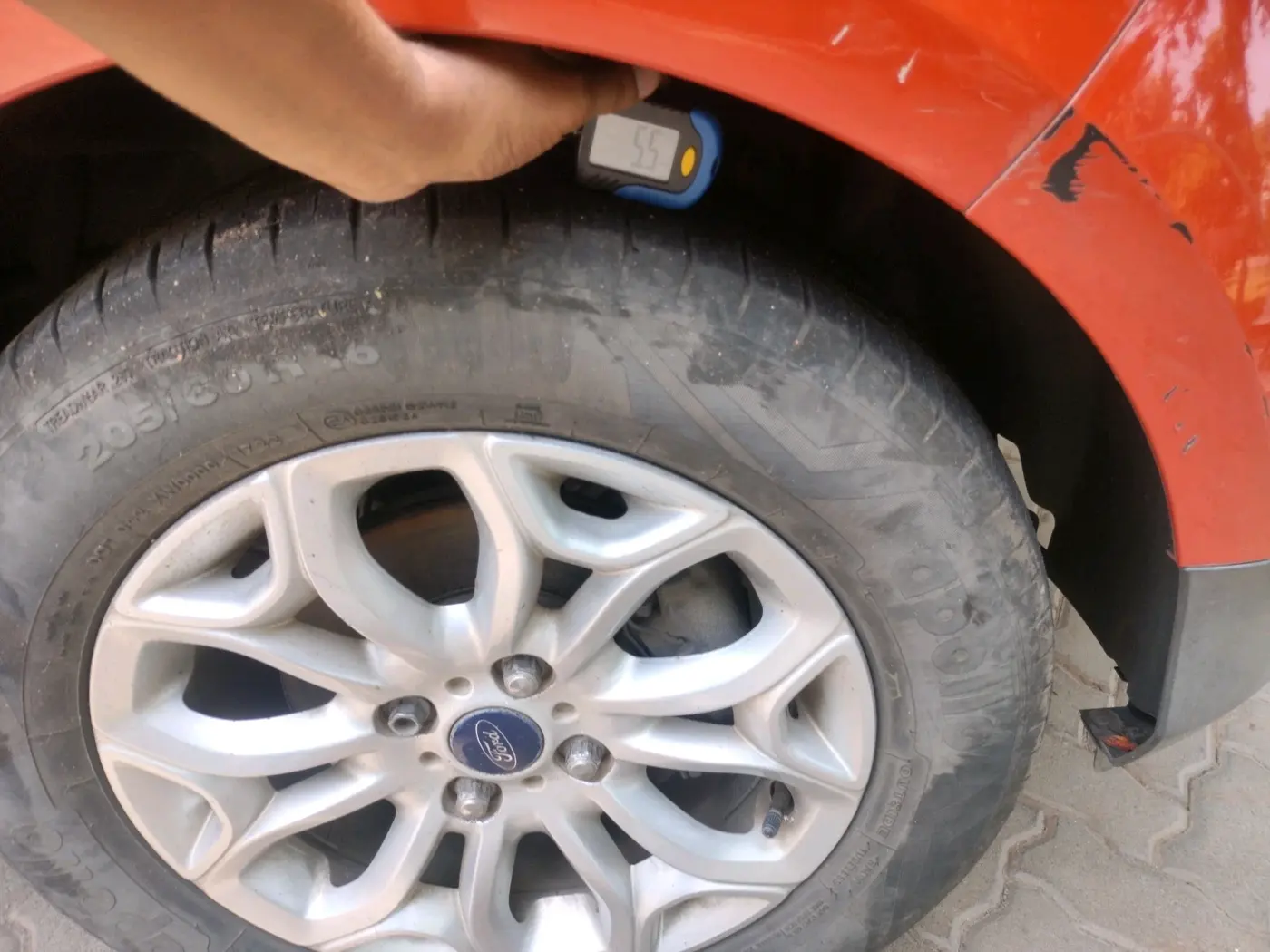 2014 Ford Ecosport TITANIUM 1.5L PETROL AT, Petrol, Automatic, 64,435 km, tyre