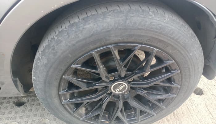 2019 Maruti IGNIS DELTA 1.2, CNG, Manual, 35,081 km, tyre