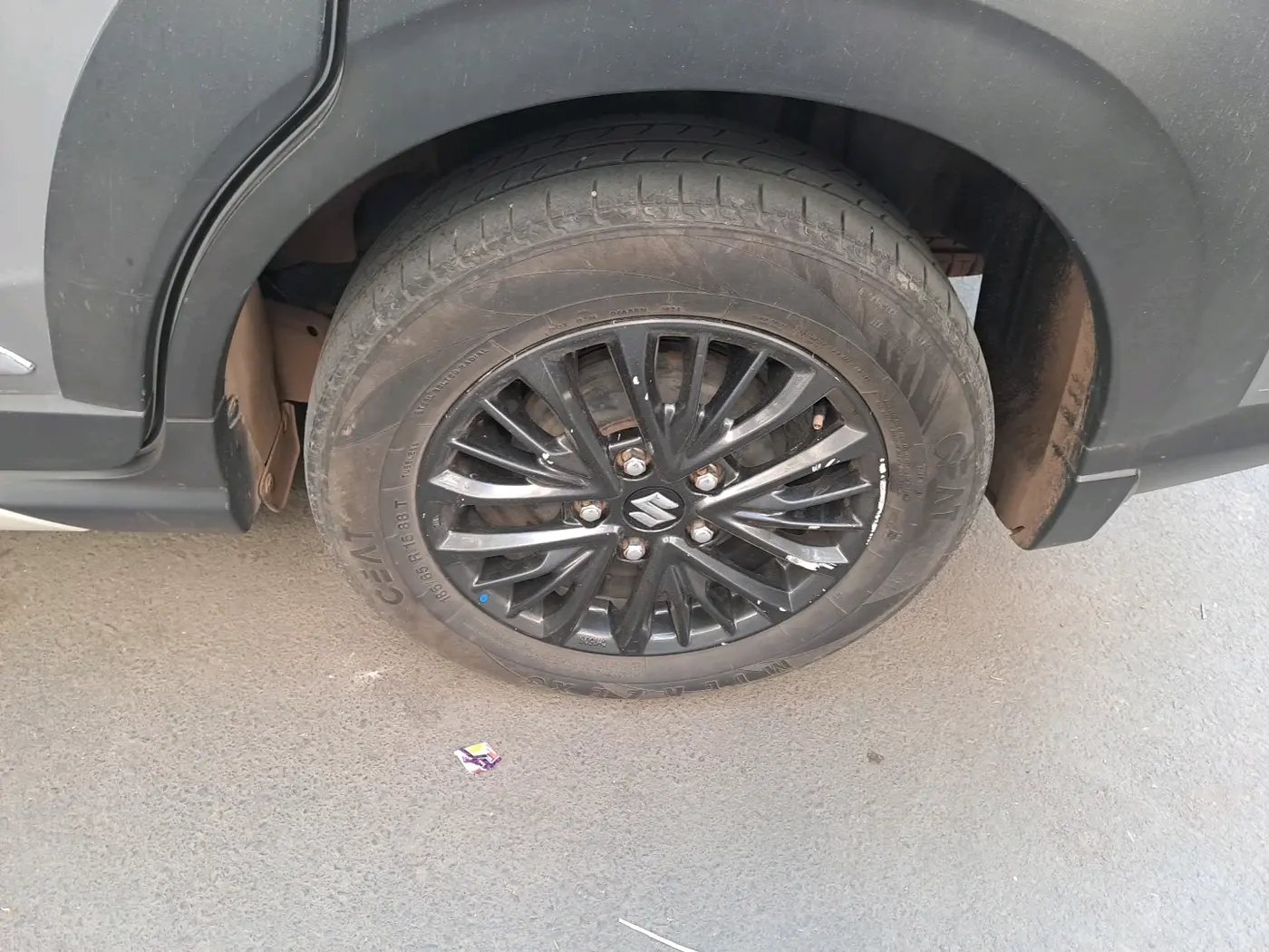 2020 Maruti XL6 ZETA AT, Petrol, Automatic, 77,100 km, tyre