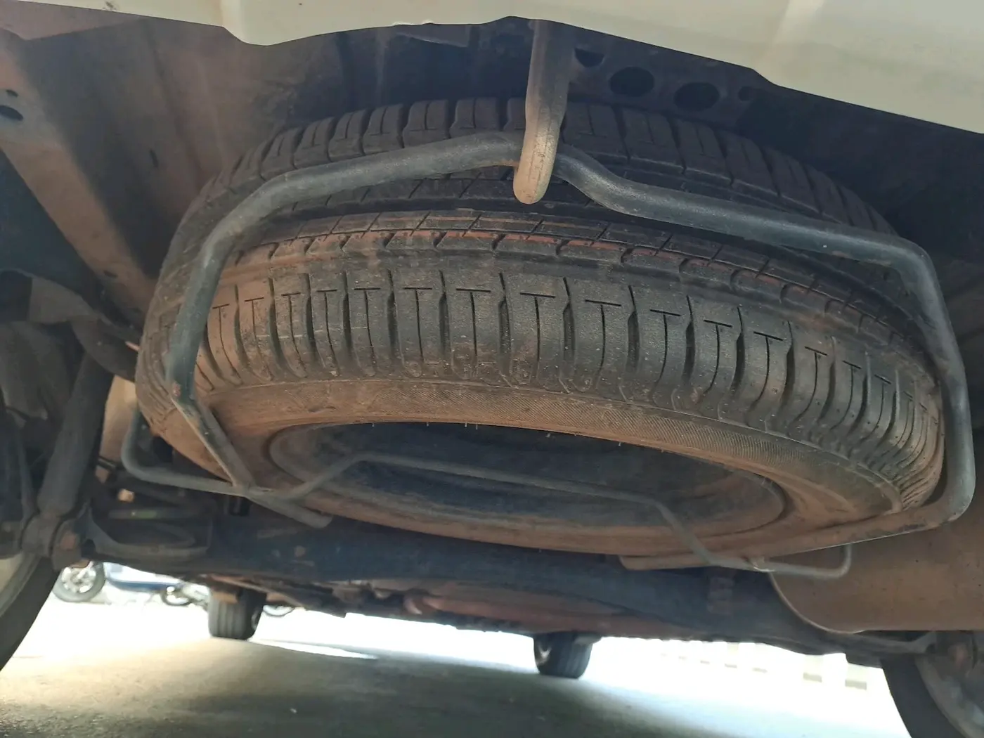 2020 Maruti XL6 ZETA AT, Petrol, Automatic, 77,100 km, tyre