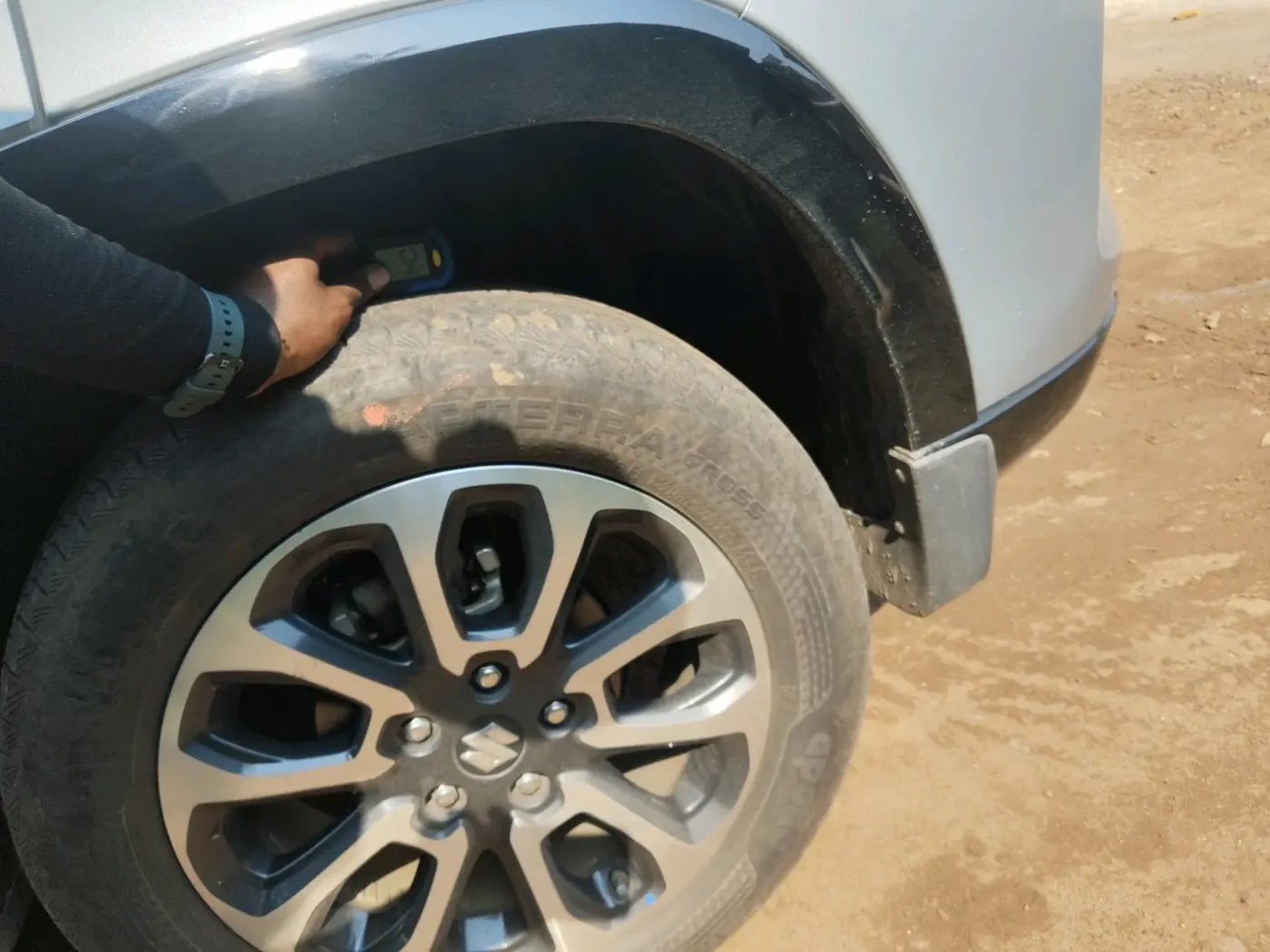 2023 Maruti Grand Vitara ALPHA PLUS HYBRID ECVT, Hybrid, Automatic, 26,508 km, tyre