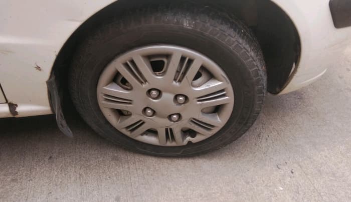 2011 Hyundai Santro Xing GL PLUS LPG, Petrol, Manual, 81,014 km, tyre