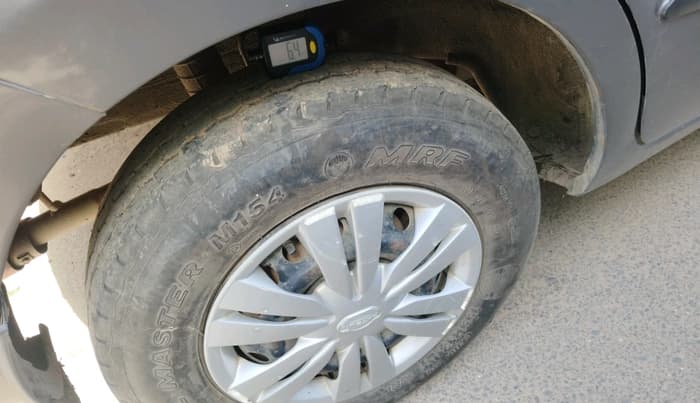 2017 Datsun Go T, Petrol, Manual, 66,225 km, tyre