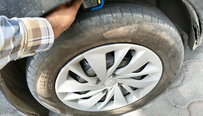 2022 Maruti Baleno SIGMA PETROL 1.2, Petrol, Manual, 65,728 km, tyre