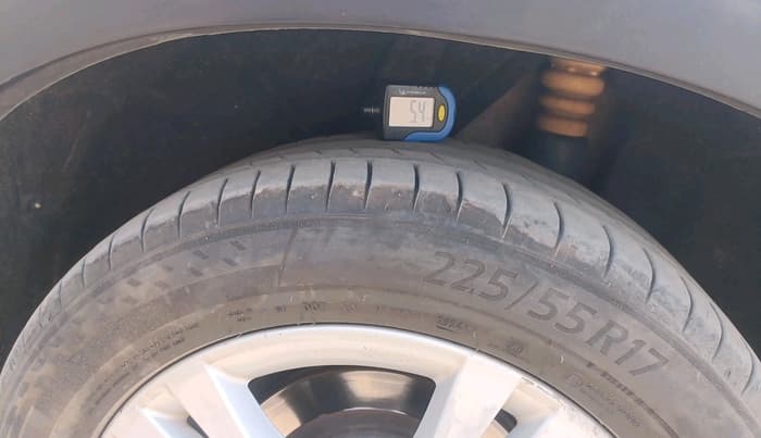 2016 BMW X1 SDRIVE 20D, Diesel, Automatic, 96,737 km, tyre