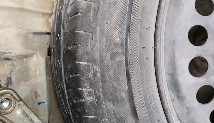 2011 Honda City 1.5L I-VTEC S MT, CNG, Manual, 1,46,191 km, tyre
