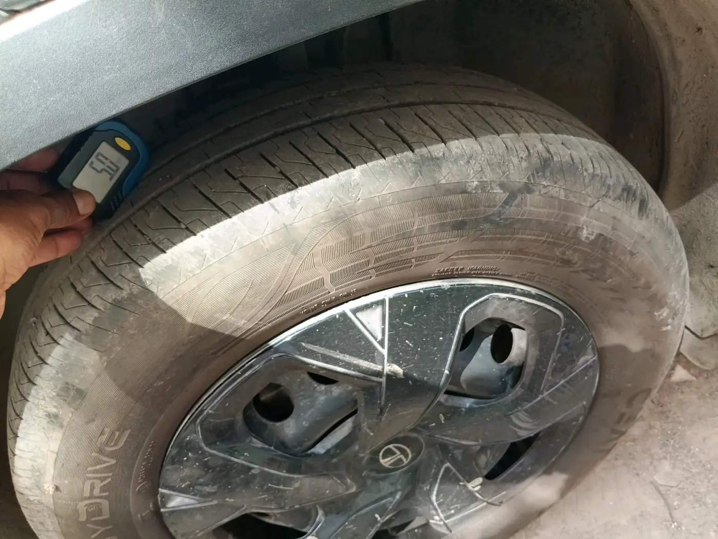 2025 Tata PUNCH Adventure Plus iCNG, CNG, Manual, 25,095 km, tyre