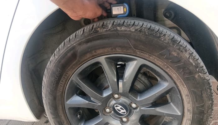 2018 Hyundai Elite i20 ASTA 1.2, Petrol, Manual, 1,28,041 km, tyre