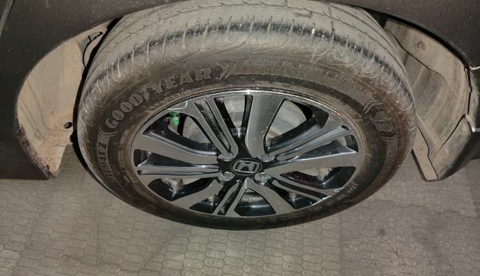 2015 Honda City 1.5L I-VTEC SV, Petrol, Manual, 91,602 km, tyre